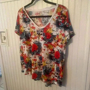 Torrid skull and roses tee